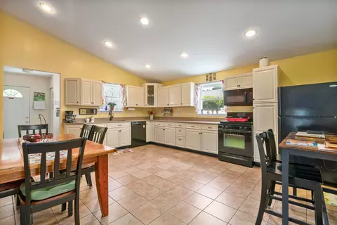 824 Read St, Lockport, IL 60441 photo 9