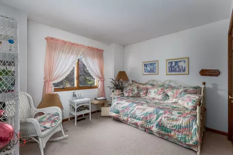 Bedroom - 4610 Shady Ln, Morris, IL 60450 photo 2 of 2