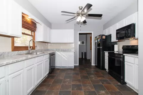 7 Kenfield Cir, Bloomington, IL 61704 photo 20