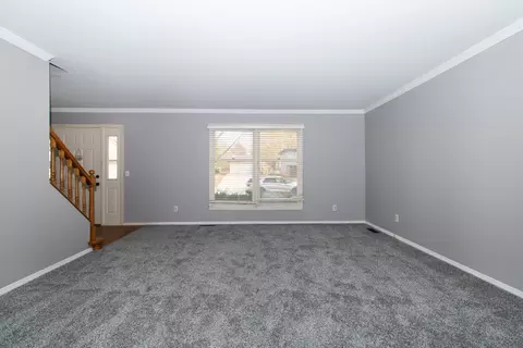7 Kenfield Cir, Bloomington, IL 61704 photo 5