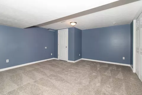 7 Kenfield Cir, Bloomington, IL 61704 photo 45