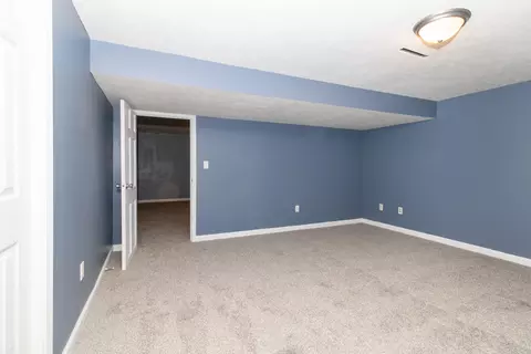 7 Kenfield Cir, Bloomington, IL 61704 photo 44