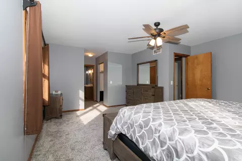 7 Kenfield Cir, Bloomington, IL 61704 photo 38