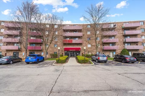 1463 Mercury Dr #103, Schaumburg, IL 60193