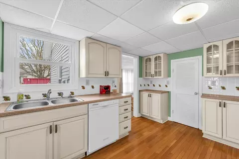 Kitchen - 207 E Madison St, Homer, IL 61849 photo 2 of 5