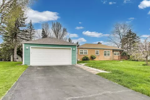 920 Kenilworth Ter, Lake Zurich, IL 60047