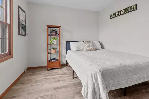 Bedroom - 12520 Greensview Cir, Roscoe, IL 61073 photo 3 of 3