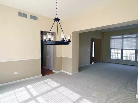 23931 Greenfield Ct, Plainfield, IL 60585 photo 4
