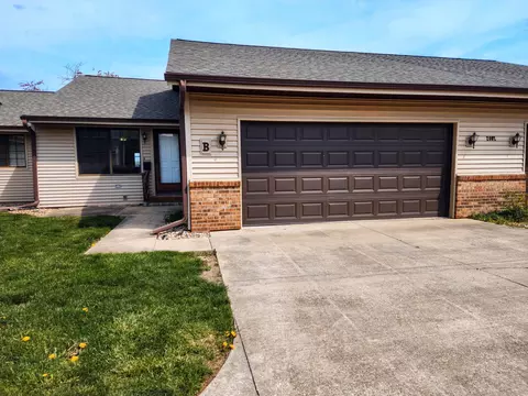 2002 Eagle Ridge Ct #B, Urbana, IL 61802