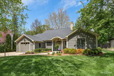 1315 Kaneville Rd, Geneva, IL 60134