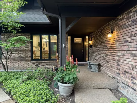 3917 Mission Hills Rd #0, Northbrook, IL 60062