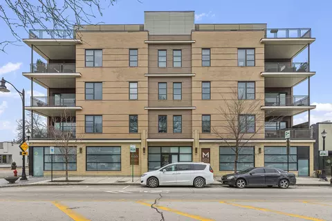 1133 Chicago Ave #4E, Oak Park, IL 60302