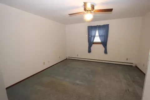 Bedroom - 10215 Main St, Hebron, IL 60034 photo 1 of 4