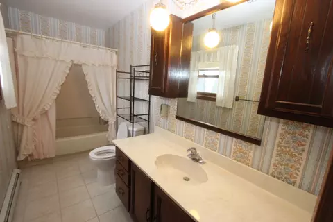 Bath - 10215 Main St, Hebron, IL 60034 photo 1 of 2