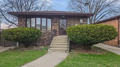 412 Saginaw Ave, Calumet City, IL 60409