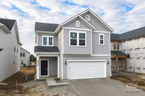 2520 Tailshot Rd, Naperville, IL 60564