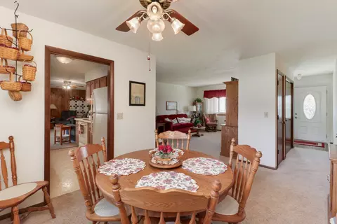 Dining - 34 Pembrook Cir, Bloomington, IL 61704 photo 3 of 3