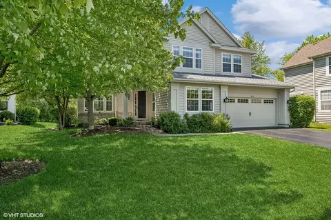 364 Shadow Creek Ln, Riverwoods, IL 60015