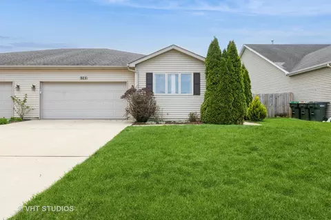 925 Madison Ave, Braidwood, IL 60408
