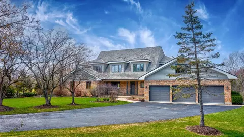 23010 W Thornhill Ct, Deer Park, IL 60010