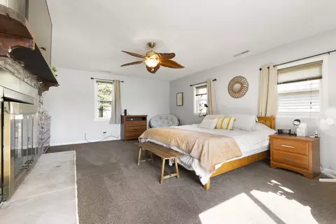 Bedroom - 211 Washington St, Pecatonica, IL 61063 photo 2 of 3