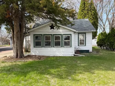 524 Olive Ct, Loves Park, IL 61111