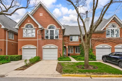 4214 W Harrington Ln, Chicago, IL 60646