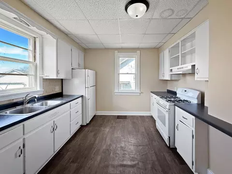 Kitchen - 732 S 14th Ave, Freeport, IL 61032 photo 1 of 5
