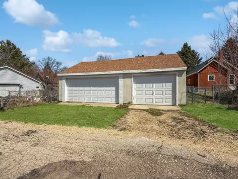 Exterior - 732 S 14th Ave, Freeport, IL 61032 photo 2 of 7