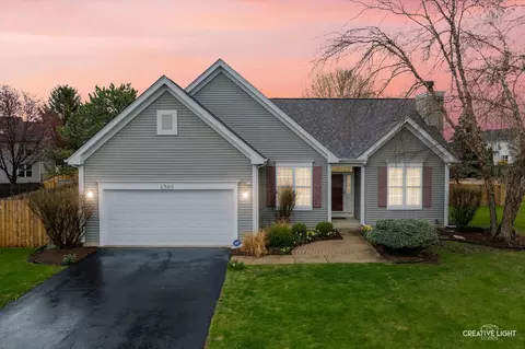 1365 Amaranth Dr, Naperville, IL 60564 photo 3