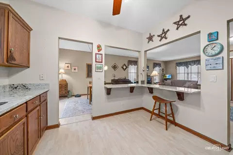 1365 Amaranth Dr, Naperville, IL 60564 photo 10