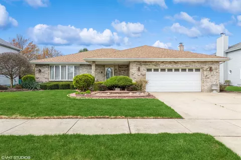 620 Academy Ave, Matteson, IL 60443