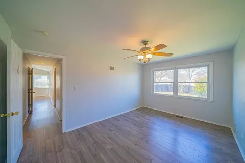 Other - 1972 Crescent Ln, Hoffman Estates, IL 60169 photo 2 of 6