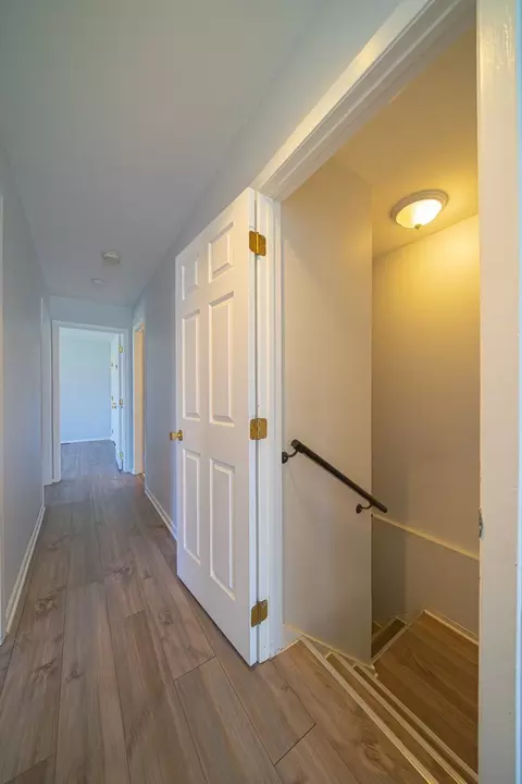 Entry Way - 1972 Crescent Ln, Hoffman Estates, IL 60169 photo 2 of 3