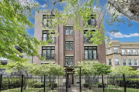 4860 N Kenmore Ave #4S, Chicago, IL 60640