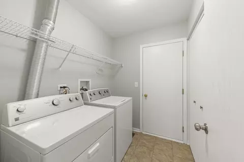 311 Berkeley Dr, Bolingbrook, IL 60440 photo 24