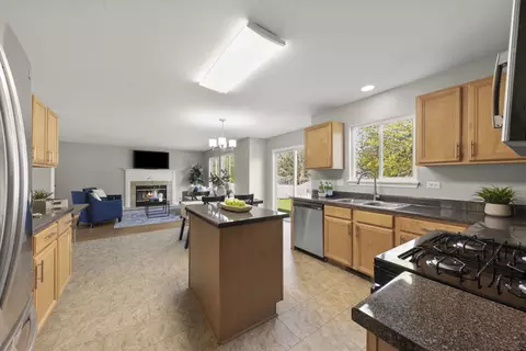 311 Berkeley Dr, Bolingbrook, IL 60440 photo 15
