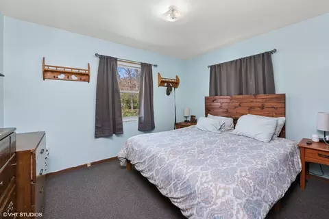 Bedroom - 706 University St, Harvard, IL 60033 photo 2 of 3