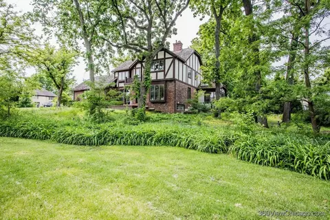 304 Polo Ln, Oak Brook, IL 60523
