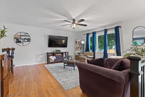 1407 Centennial Dr, Champaign, IL 61821 photo 5