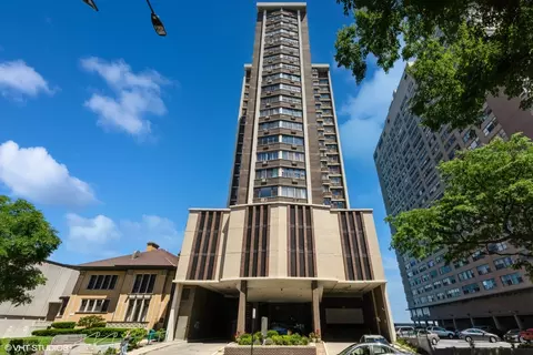 6325 N Sheridan Rd #1401, Chicago, IL 60660