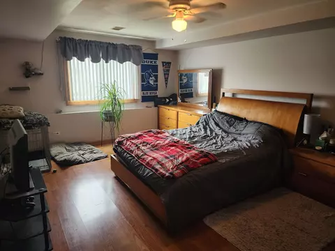 Bedroom - 19394 Walnut St, Mokena, IL 60448 photo 9 of 10