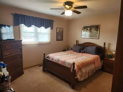 Bedroom - 19394 Walnut St, Mokena, IL 60448 photo 4 of 10