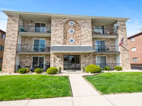 8130 168th Pl #1E, Tinley Park, IL 60477