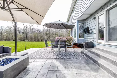 Exterior - 8001 William Dr, Willowbrook, IL 60527 photo 13 of 25