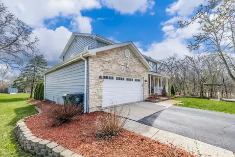Exterior - 8001 William Dr, Willowbrook, IL 60527 photo 4 of 25