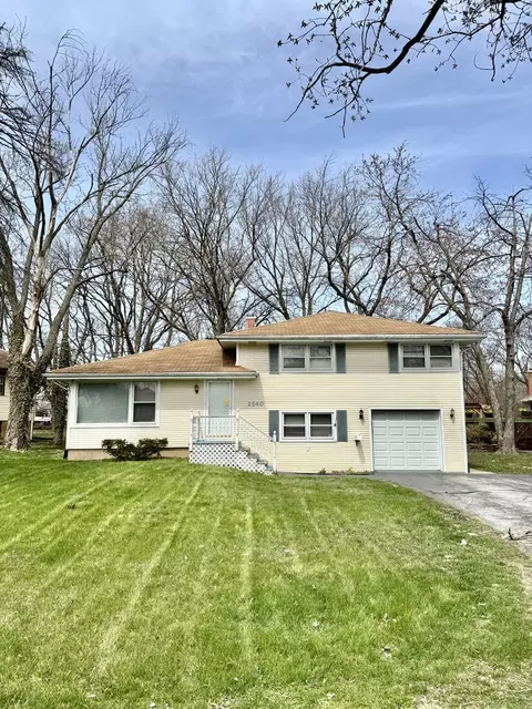 2540 Crescent Rd, Homewood, IL 60430