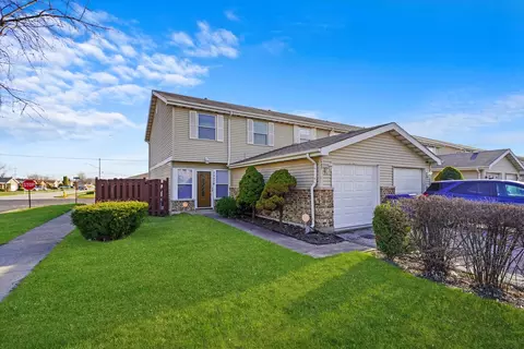 2647 E Martha Pl, Burnham, IL 60633