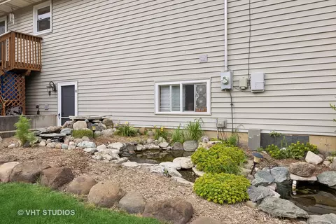 Exterior - 5219 W Beach Ave, Mchenry, IL 60050 photo 8 of 8