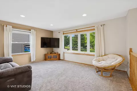 Living - 5219 W Beach Ave, Mchenry, IL 60050 photo 1 of 1